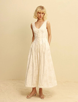 Robe Romantique Femme sur Mesure : Robe Longue Sans Manches avec Dentelle Brodé et Corsage à Baleines - Échantillon Rapide & Production en Gros
