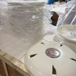 Cubierta de Cubo de Rueda para Autobús Se-tra, Marca HAILE, Material ABS, Rojo y Negro, Modificación/Actualización de Autobús - Product Image 4