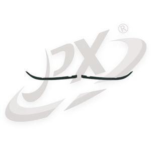 Bandes de garniture de phares en caoutchouc pour BMW Série 5 E39, pour modèles 520, 523, 525, 528, avec installation par ruban adhésif - Product Image 1