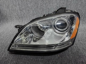 Para <span class=keywords><strong>Mercedes</strong></span> <span class=keywords><strong>Benz</strong></span> W164 ML300 ML350 ML500 GL400 GL450 GL500 Sistema de iluminación de faros halógenos Versión de EE. UU. Faros originales - Product Image 2