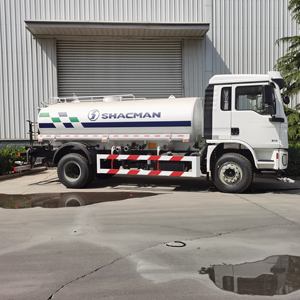 Nouveau camion-<span class=keywords><strong>citerne</strong></span> à <span class=keywords><strong>eau</strong></span> diesel Shacman 4*2 6 roues 8000 litres 10000 litres à bas prix en vente - Product Image 2