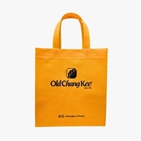 Sac en non-tissé laminé personnalisé de luxe réutilisable, finition brillante/mate, avec cordon de serrage, logo personnalisé, promotionnel, pour la vente au détail et les expositions