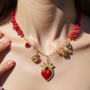 Collar con Colgante de Corazón de Acero Inoxidable, Cadena de Clavícula en Color Oro de 18K, Joyería de Regalo, Amuleto, Accesorio de Moda - Product Image 1