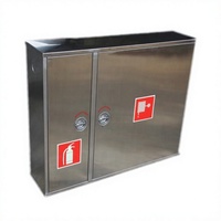 Ensemble complet d'équipement de lutte contre l'incendie : Armoire à enrouleur de tuyau d'incendie avec tuyau en toile, vanne de raccordement en laiton et sprinkler.