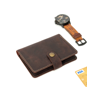 Cartera de Pasaporte de Cuero Vintage con Cierre de Botón, Color Marrón, Porta Tarjetas, Diseño Unisex - Product Image 1