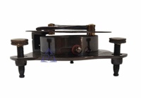 Boussole triangulaire de capitaine en laiton massif de 3 pouces, style antique, avec boîte en bois pour la randonnée et le camping, format de poche, fabriquée à West London