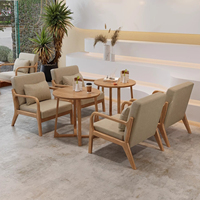 Ensemble table et chaises de café en bois massif nordique, mobilier de salon commercial pour café, restaurant, avec coussin, style moderne