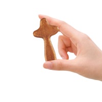 Croix Catholique en Bois Naturel Charme Artisanat Pendentif Cadeau de Pâques Prière pour le Christianisme Bois de Pin Tenant la Prière Objets Sacrés