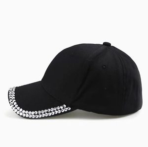 Casquette de baseball personnalisée avec strass, logo brodé blanc et visière ornée de cristaux, style trucker - Product Image 5