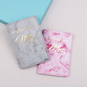 Funda de Pasaporte y Tarjetas de Viaje de Cuero PU Ligero, Impermeable y con Protección RFID, Diseño de Mármol con Estampado Dorado, para Parejas - Product Image 2
