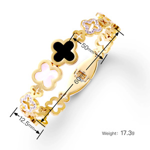 Thiết Kế Thời Trang <span class=keywords><strong>2025</strong></span> Vàng Bangles Thiết Kế Mới Nhất Vàng Bangles Clovers Chunky Phụ Nữ Clover Vòng Đeo Tay Trang Sức Cho Phụ Nữ - Product Image 2