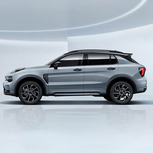 LYNK & CO 01, SUV Compacto de Alta Calidad y Económico, Versión Global, Largo Alcance, Popular, Eléctrico, con Techo Panorámico - Product Image 3