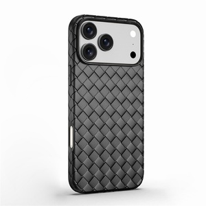 Funda de TPU Antigolpes con Diseño Tejido para iPhone 17 Air, Funda de Lujo para iPhone 16 Pro Max, Xr, X, 7, 8, 11, 12, 14, 15 - Product Image 1