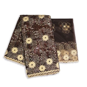 Offre Spéciale <span class=keywords><strong>Bazin</strong></span> Brodé, 5+2 Yards, Style Nigérian, <span class=keywords><strong>Bazin</strong></span> <span class=keywords><strong>Blanc</strong></span> 100% Coton - Product Image 2