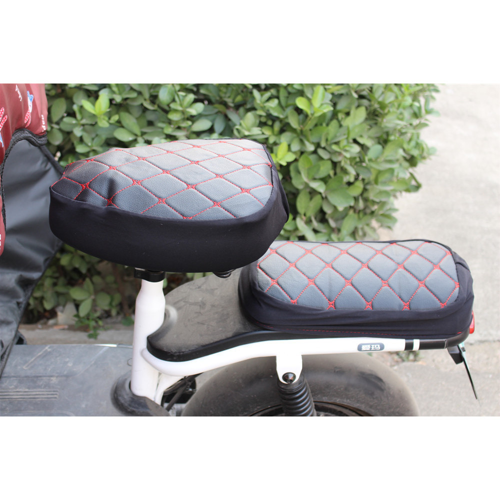 Black front and rear seats