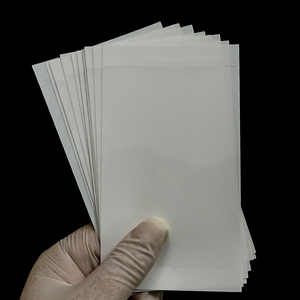 Film de scellage pour plaques PCR résistant aux hautes températures (141,5 x 80 mm) — Film de scellage haute transparence pour 96 puits pour fluorescence quantitative - Product Image 4