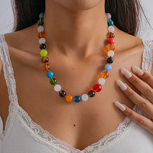 Collier ras du cou multicolore en pierres naturelles pour femme, style bohème, avec perles rondes en cristal, chaîne de clavicule tendance, bijoux fantaisie - Product Image 1