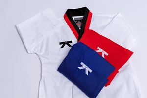 Alta calidad <span class=keywords><strong>WTF</strong></span> Dobok <span class=keywords><strong>Taekwondo</strong></span> Poomsae uniforme ropa de artes marciales - Product Image 4