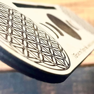 Tableau pendule <span class=keywords><strong>de</strong></span> méditation personnalisé découpé au laser gravé phase <span class=keywords><strong>de</strong></span> lune oracle support en bois porte-cartes <span class=keywords><strong>de</strong></span> tarot - Product Image 5