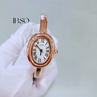 Jam Tangan Wanita Stainless Steel Quartz dengan Dial Oval Kecil Angka Romawi, Gelang Mewah Ringan, Lebar 22mm, Tampilan Jarum Penunjuk