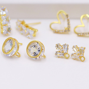 Pendientes con forma de corazón chapados en oro con circonita para mujer, uso diario - Product Image 2