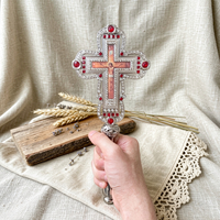 Crucifix en argent HT 28 cm avec incrustations de rubis et de cristaux, croix décorative de Jésus avec poignée, cadeau de décoration pour la maison chrétienne catholique