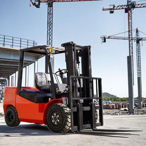 Forklift Listrik Dengan Lampiran Crane Boom Untuk Tugas Pengangkatan Gabungan - Product Image 2