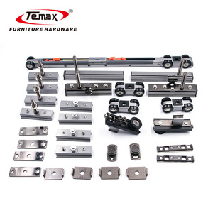 Sistema di Ammortizzazione per Porta Scorrevole Telescopica M978 2+2 con Telaio in Alluminio a Bordo Stretto e Apertura Inversa - Product Image 1