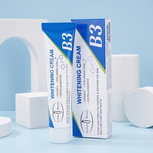 <span class=keywords><strong>Crème</strong></span> Visage Éclaircissante et Apaisante au Niacinamide (Vitamine B3) et <span class=keywords><strong>Acide</strong></span> <span class=keywords><strong>Hyaluronique</strong></span> pour le Contrôle du Sébum – Fabricant en Gros de Cosmétiques - Product Image 1