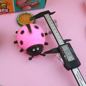 Juguete Sensorial Antiestrés de Polvo con Forma de Mariquita, Juguete Sensorial para Niños con Autismo y Adultos, Juguete Antiestrés - Product Image 3