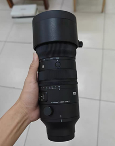 Objetivo teleobjetivo sin espejo DG DN OS Sports E de 70-200 mm f/2.8, trinidad de lentes, f/2.8 constante, ¡excelente estado! - Product Image 3