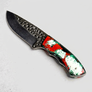 Cuchillo de Utilidad para Camping al Aire Libre, Forjado a Mano, con Hoja Fija y Mango de Resina Rojo, Verde y Blanco - Product Image 1