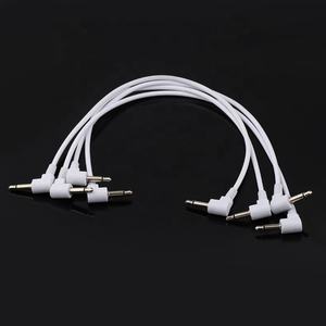 Câble d'extension audio 3,5 mm de 0,3 m avec connecteur Speakon mâle-mâle, contact en cuivre pour connexions de fils - Product Image 1