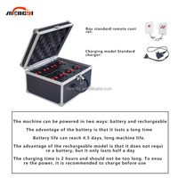 Top Vente Électronique Feux D'artifice Machine Télécommande Machine Équipement De Scène Prop Fleur Pulvérisation Machine Pour La Performance De Mariage