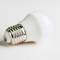 Vente en gros Ampoule LED E27 à couvercle laiteux 5W 6W 8W 10W Ampoules à économie d'énergie avec 2 ans de garantie