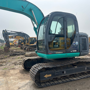 Excavadora Hidráulica Kobelco SK135SR de Segunda Mano, Pocas Horas de Uso, Lista para Exportar, con Motor Mitsubishi, Precio Económico - Product Image 1