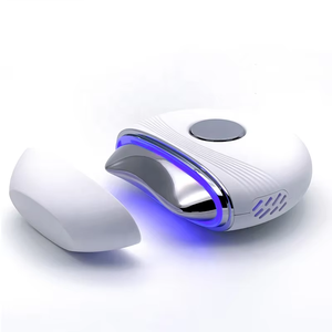 Draagbare handzame 5-in-1 elektrische gezichtsmassager galvanische sculpturing koud-warm kompres voor thuisgebruik V-lijn huidversteviging - Product Image 2