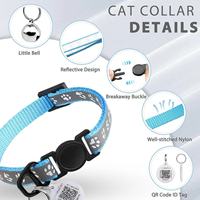 Collier pour chat et petit chien en coton avec clochette, étiquette d'identification anti-perte à code QR, suivi GPS, boucle de sécurité détachable, housse de protection compatible Apple AirTag