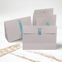 Sac d'emballage cosmétique personnalisé de luxe en feuille d'or Sacs fourre-tout de marque personnalisée Sacs cadeaux de qualité supérieure avec logo
