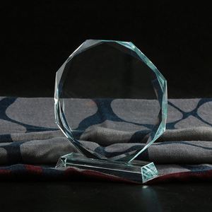 Trofeo de Cristal Octogonal en Blanco al por Mayor de Fábrica, Premio Personalizado con Grabado Láser, Trofeos, Medallas y Placas de Cristal - Product Image 3