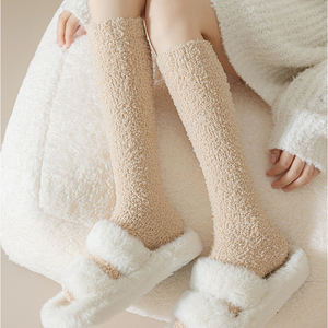 Kaus kaki tinggi di atas lutut poliester hangat musim dingin wanita kaus kaki panjang lantai tidur rumah mewah sekali pakai kaus kaki paha lembut menyenangkan - Product Image 4