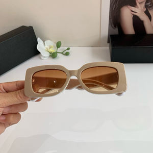 Gafas <span class=keywords><strong>de</strong></span> <span class=keywords><strong>sol</strong></span> con montura cuadrada <span class=keywords><strong>de</strong></span> lujo 2025, filtran eficazmente la luz brillante, gafas <span class=keywords><strong>de</strong></span> <span class=keywords><strong>sol</strong></span> <span class=keywords><strong>de</strong></span> moda deportivas para <span class=keywords><strong>kayak</strong></span> y Lago - Product Image 3