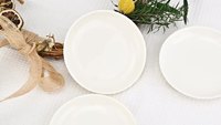 Plateau à bagues rond classique en porcelaine blanche - Organisateur de bijoux personnalisé - Décoration d'intérieur sculptée