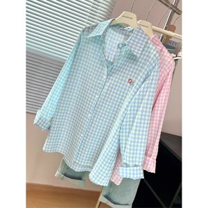 <span class=keywords><strong>Chemise</strong></span> à carreaux gingham brodée pour <span class=keywords><strong>femme</strong></span>, chemisier décontracté ample à manches longues boutonné, haut léger et respirant pour l'été - Product Image 2