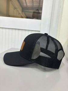 โรงงานผลิตหมวกแบบกำหนดเอง หมวกตาข่าย 6 แผง ทรง 112 ปีกโค้ง หมวก Trucker ปักลาย ปักโลโก้ตามสั่ง - Product Image 2