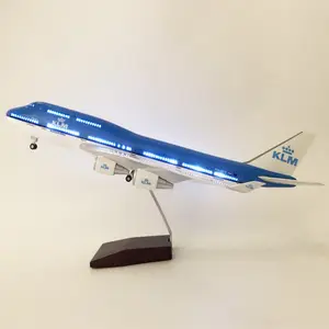 1:150 ölçekli 47cm KLM livery ses kontrolü iniş dişliler ile led ışık reçine B747 model uçak
