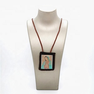 Su misura Guadalupe Vergine <span class=keywords><strong>Marrone</strong></span> Scapulars Collana Rosari per Le Donne e Gli Uomini Scapolare con Medaglia e Crocifisso - Product Image 4
