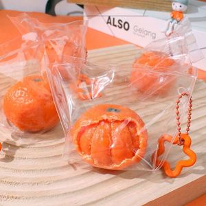 Jouets Squishy en TPR en forme d'orange à peler, amusants, à rebond lent, pour la décompression des enfants, vente en gros - Product Image 2