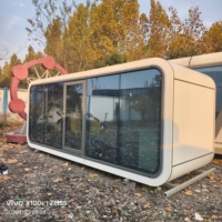 Maisons modulaires en forme de capsule spatiale, confortables et respirantes, maisons préfabriquées avec une apparence robuste, intérieur isolé thermiquement