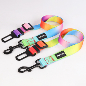 Sabuk pengaman anjing lembut Mode grosir tali mobil Logo khusus sublimasi poliester dapat diatur tali kursi mobil anjing mewah - Product Image 1